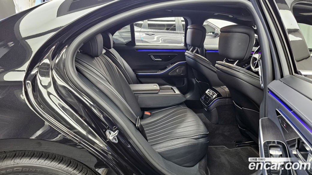 Mercedes-Benz S-Class S350 d, 2023