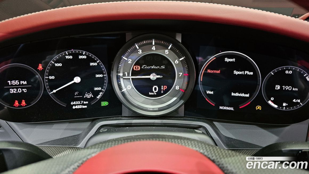 Porsche 911 Turbo S, 2023