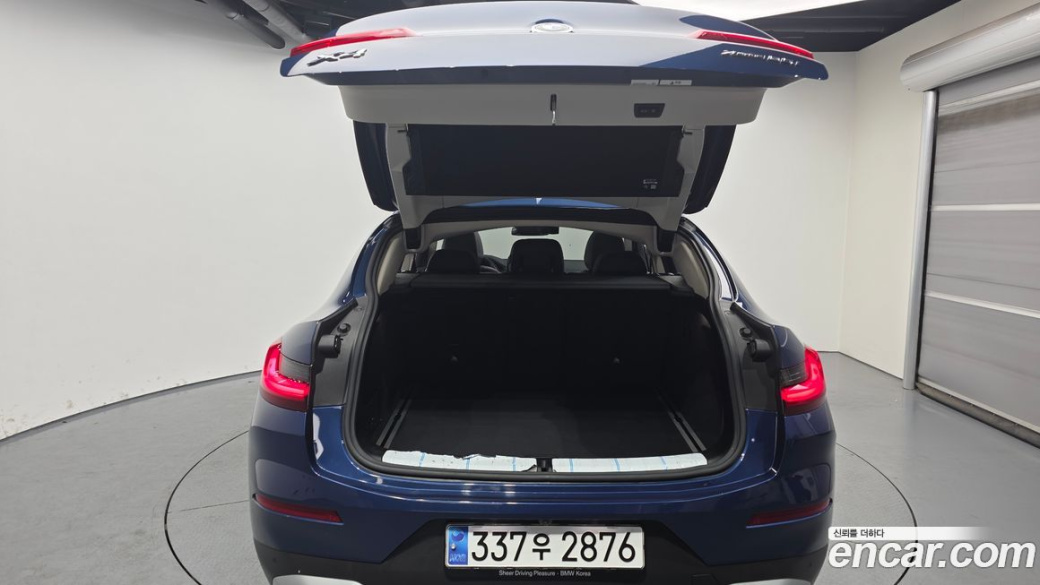 BMW X4 xDrive20i xLine, 2023