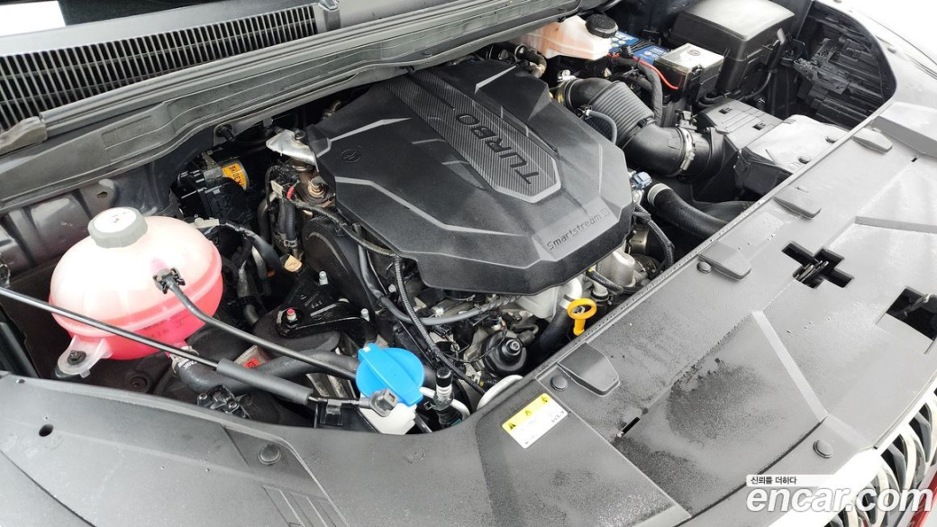 Kia Carnival 9-Seater Hi-Limousine, 2023