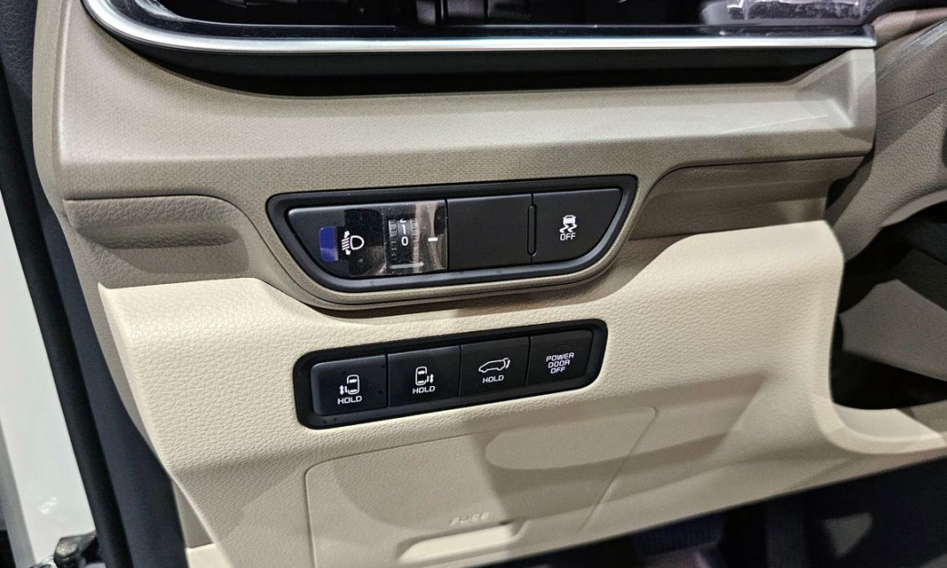 Kia Carnival 7-Seater Noblesse, 2025