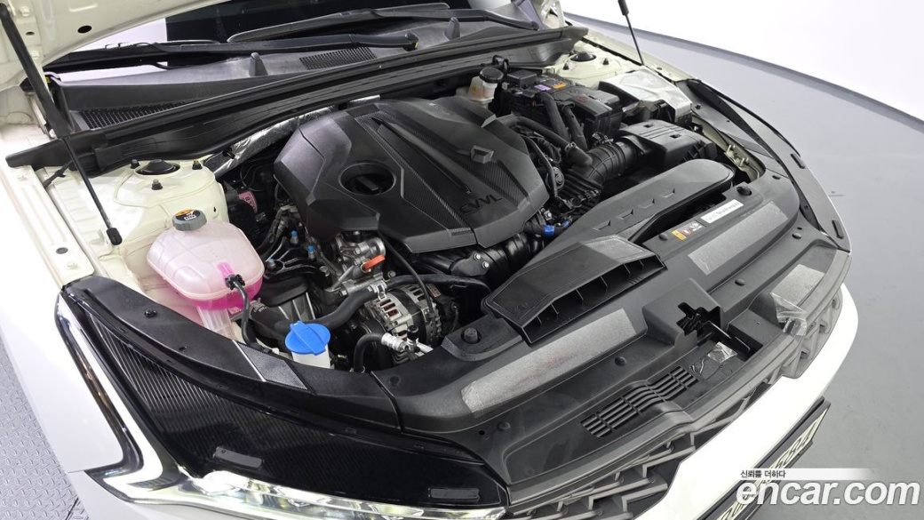 Kia K5 2.0, 2023