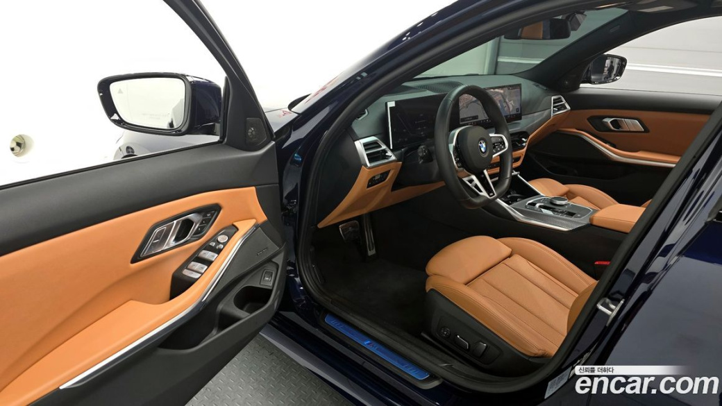 BMW 3-Series 320i M Sport, 2025