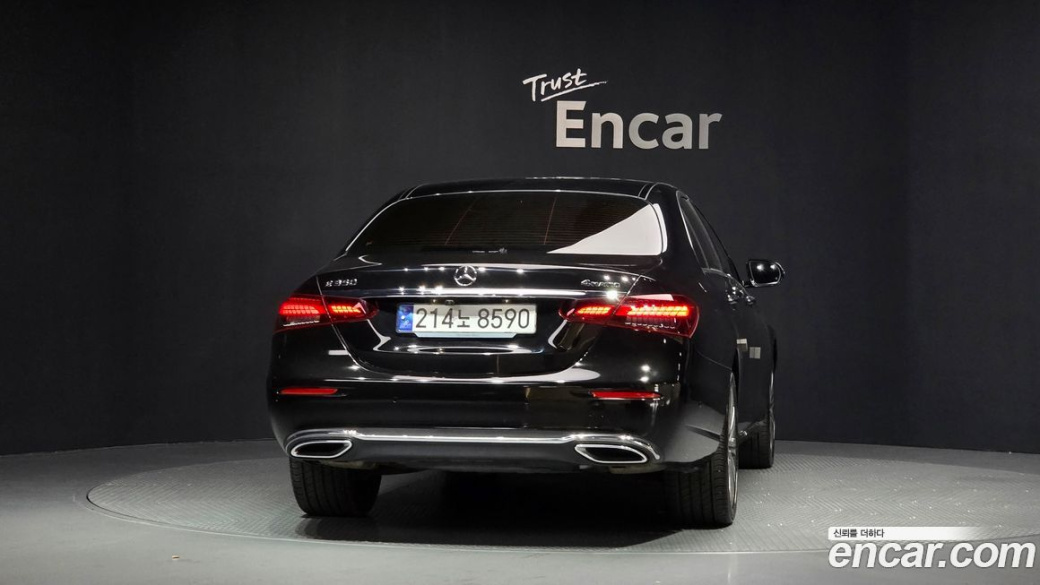 Mercedes-Benz E-Class E350 4MATIC Exclusive, 2023