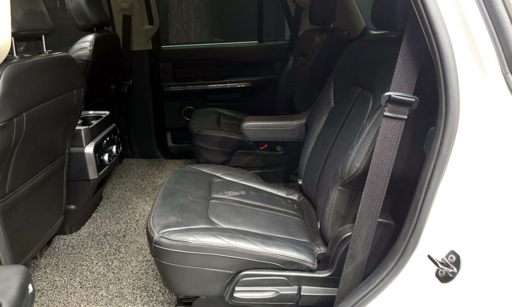 Ford Expedition Platinum 4WD, 2021