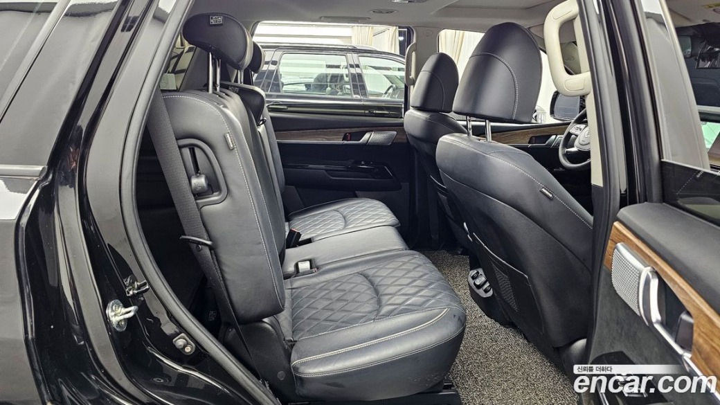 Kia Mohave Diesel 3.0 4WD 7-Seater, 2021