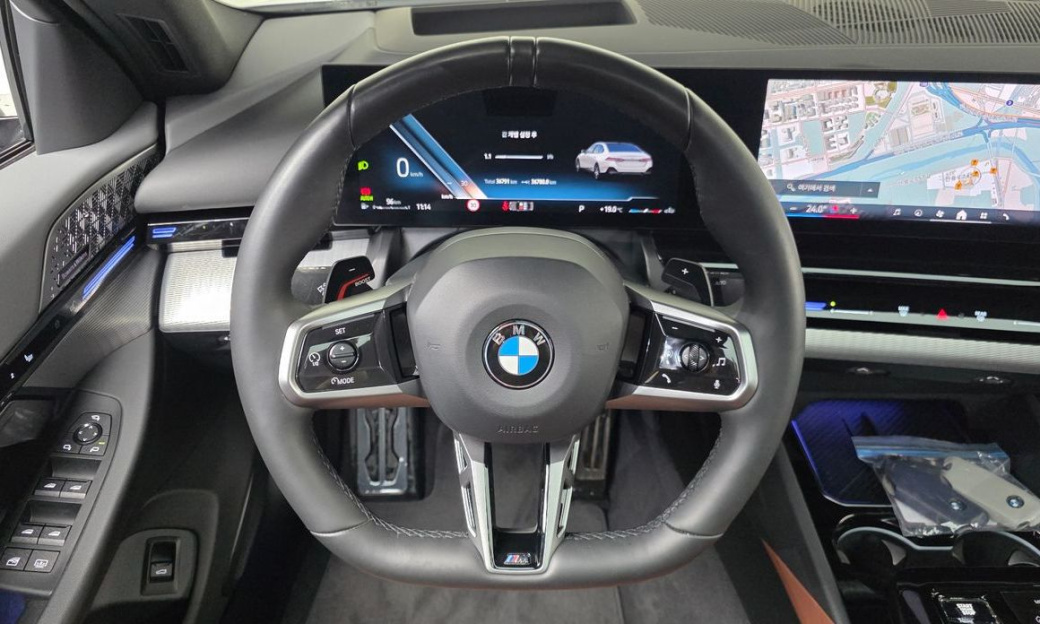 BMW 5-Series 530i xDrive M Sport, 2024