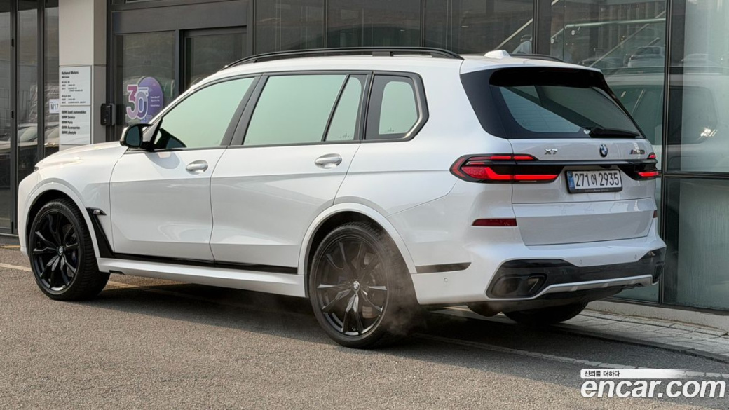 BMW X7 M60i xDrive M sport 6STR, 2024
