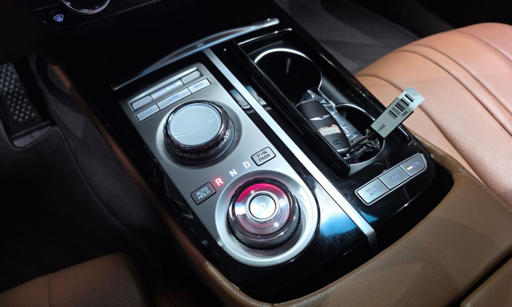 Genesis G80 Gasoline 2.5 Turbo AWD, 2024