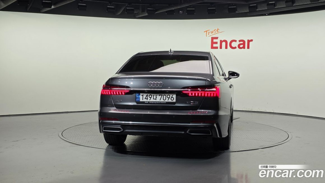 Audi A6 45 TFSI Quattro Premium, 2022