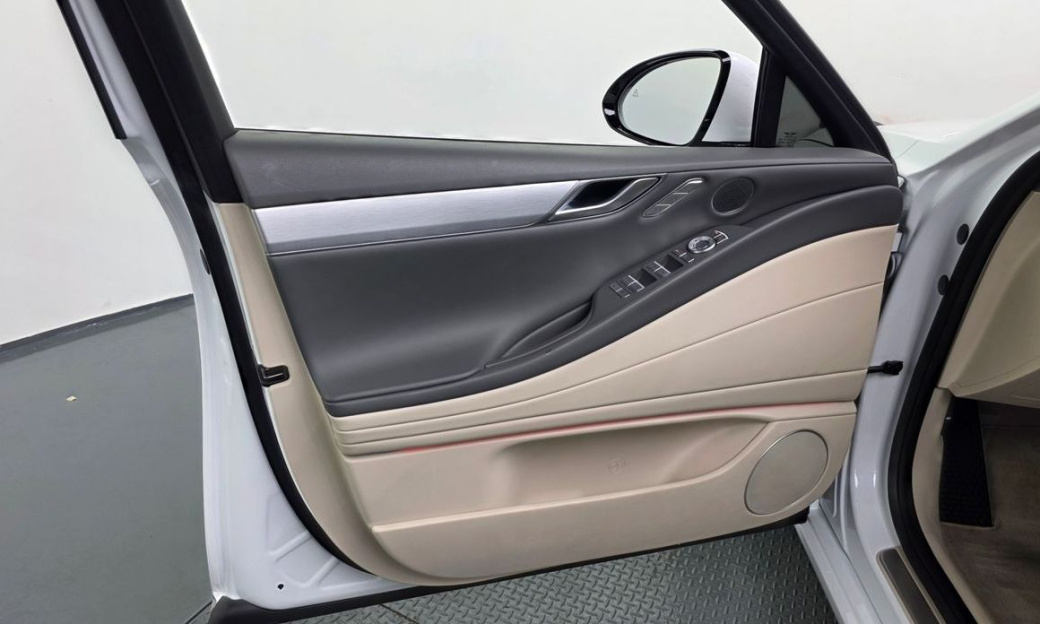 Genesis G80 Gasoline 2.5 Turbo AWD, 2025