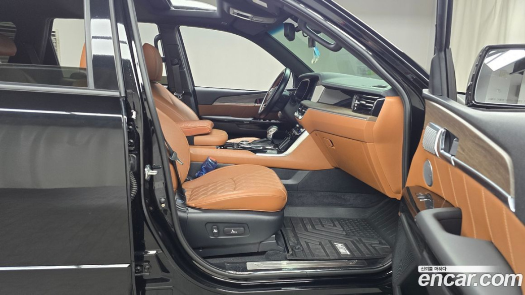 Kia Mohave Diesel 3.0 4WD 6-Seater, 2022