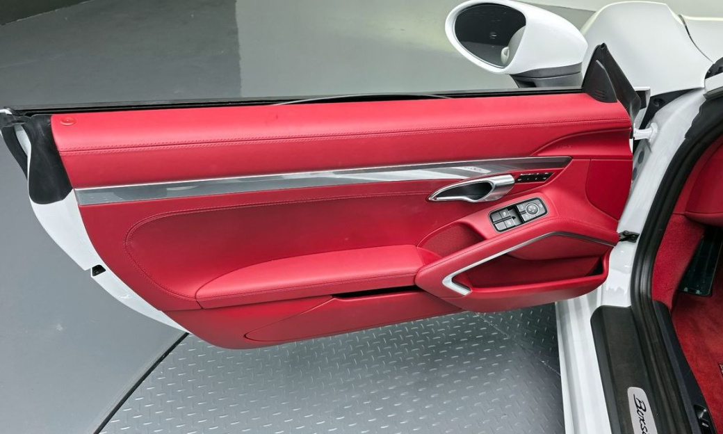 Porsche 718 4.0 GTS, 2024