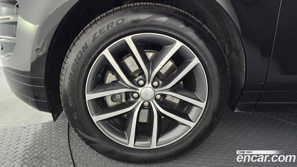 Land Rover Range Rover Evoque P250 Dynamic SE, 2024