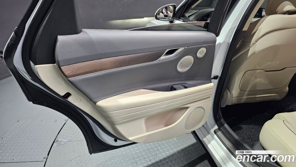 Genesis G80 Gasoline 2.5 Turbo AWD, 2024