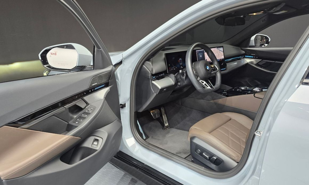 BMW 5-Series 520i M Sport, 2024