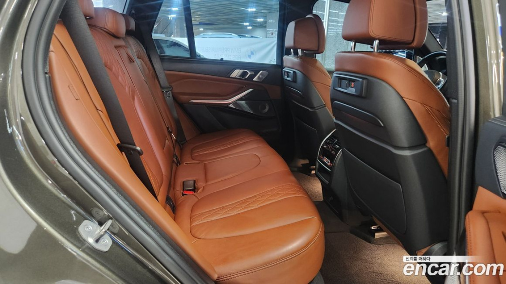 BMW X5 M50i, 2023