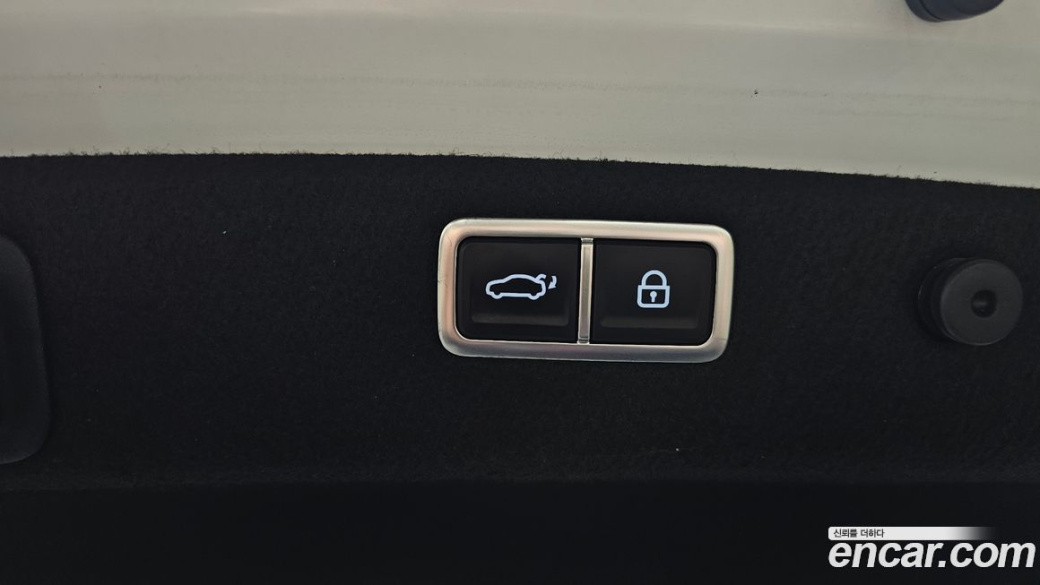 Genesis G70 Gasoline 2.0T 4WD, 2023