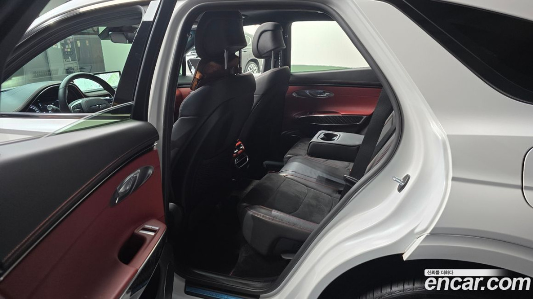 Genesis GV70 2.5T Gasoline 2WD, 2023