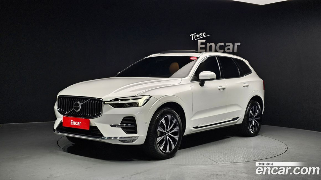 Volvo XC60 B5 Ultimate Bright, 2023
