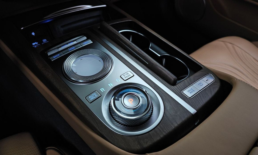 Genesis G80 Gasoline 2.5 Turbo AWD, 2022