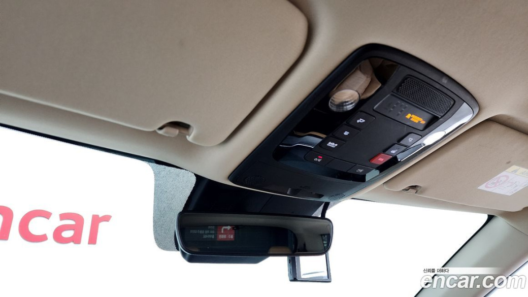 Kia Carnival 9-Seater Signature, 2022