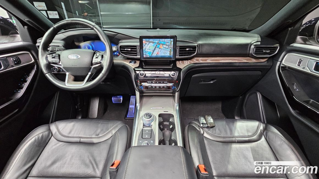 Ford Explorer 3.0 Platinum 4WD, 2022