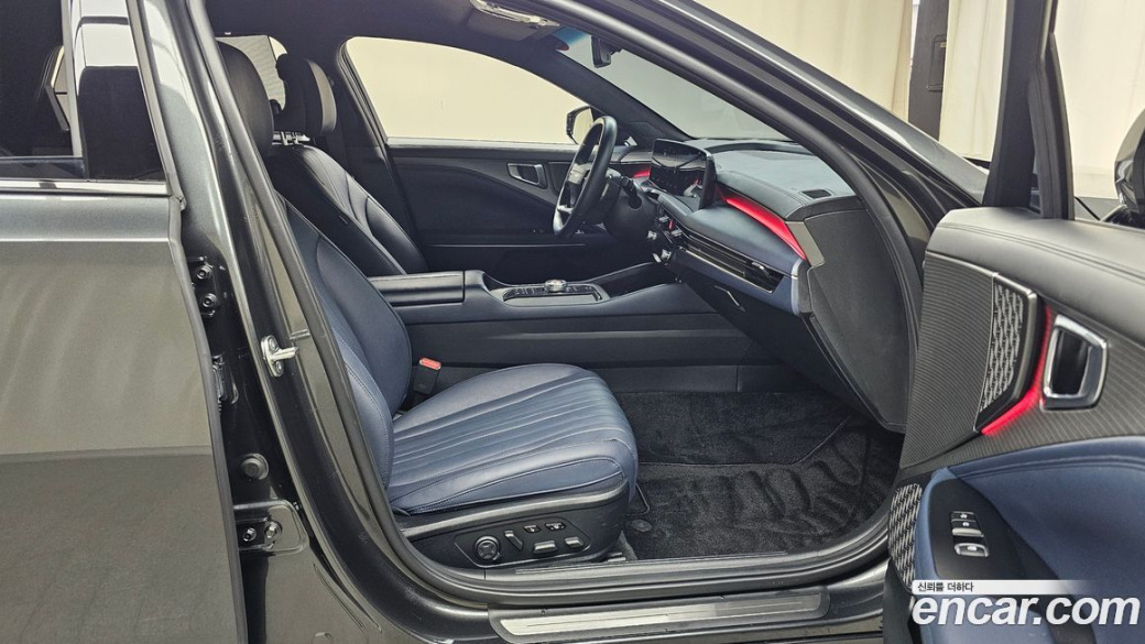 Kia K8 2.5 Gasoline 2WD, 2025