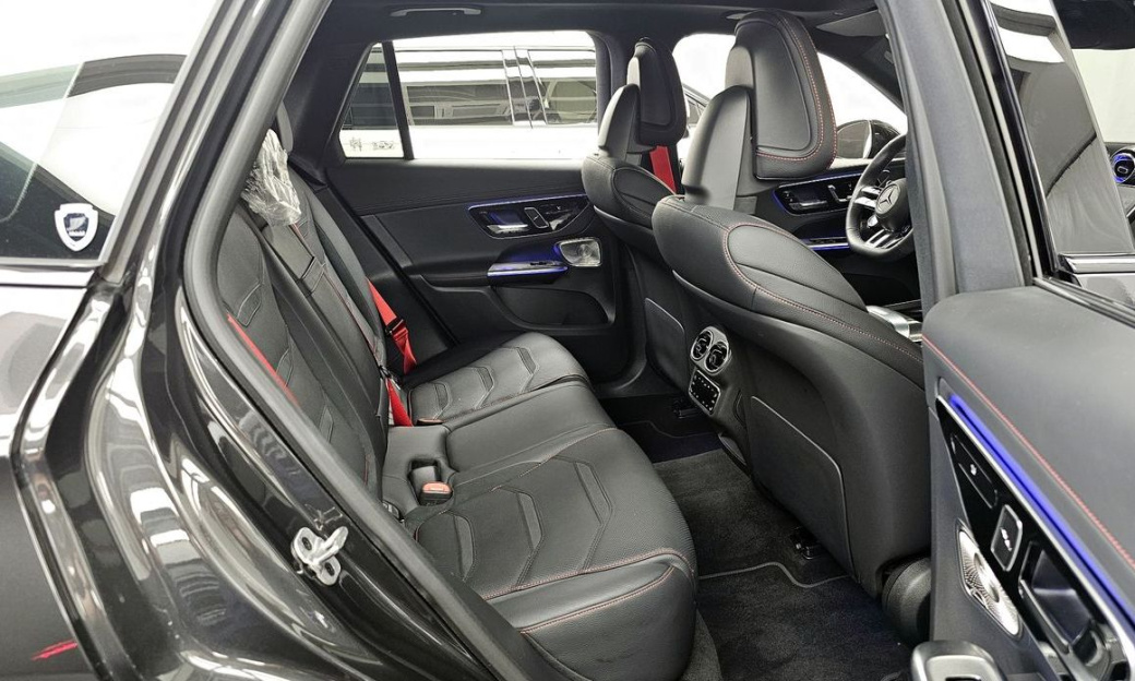 Mercedes-Benz GLC-Class AMG GLC43 4MATIC, 2025