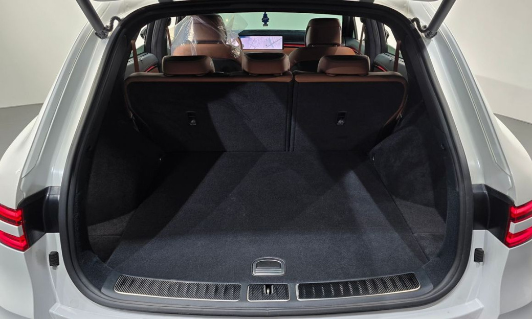Genesis GV70 2.5T Gasoline 2WD, 2025