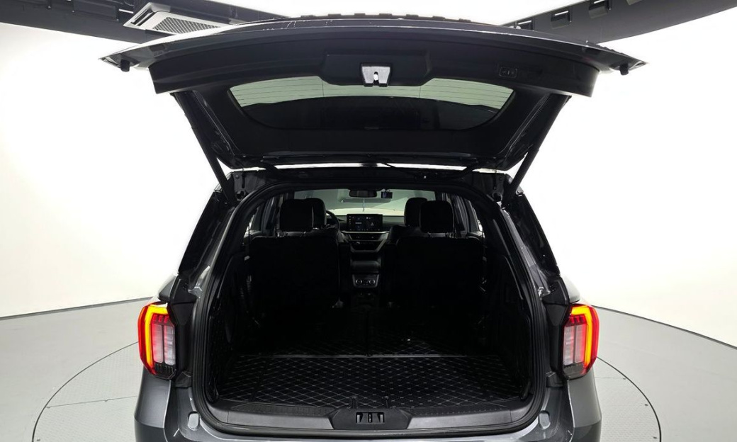 Ford Explorer 2.3 ST-Line 4WD, 2025