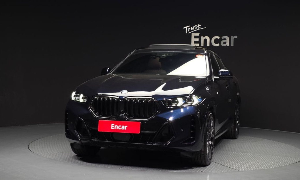 BMW X6 xDrive40i M Sport, 2025