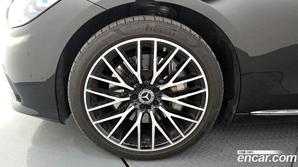 Mercedes-Benz S-Class S580L 4MATIC, 2022