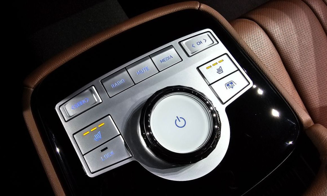 Genesis G80 Gasoline 2.5 Turbo 2WD, 2024