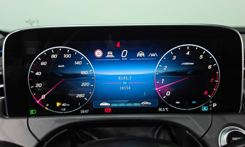 Mercedes-Benz E-Class E200 Avantgarde, 2025
