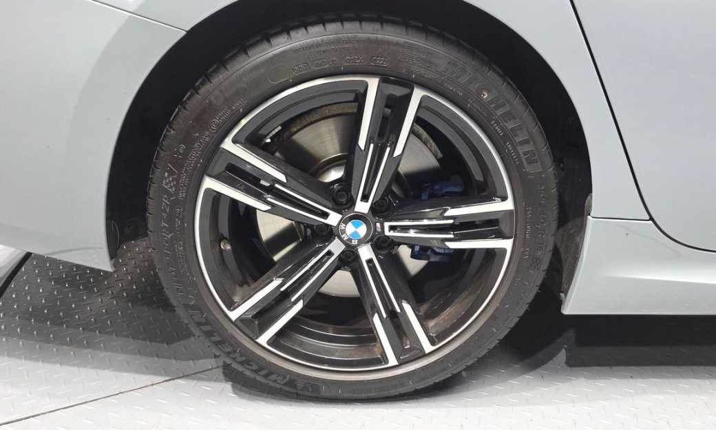 BMW 3-Series 320i M Sport, 2023