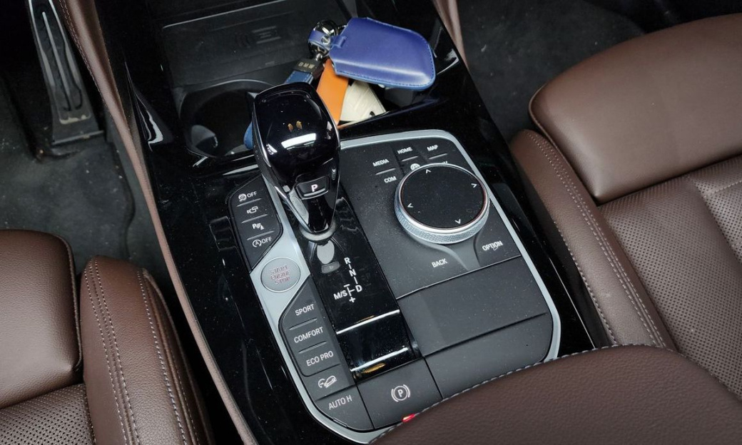 BMW X4 xDrive M40i, 2025