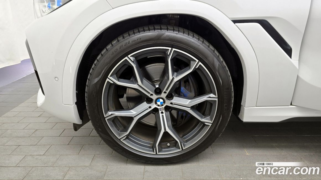BMW X6 xDrive40i M Sport, 2023
