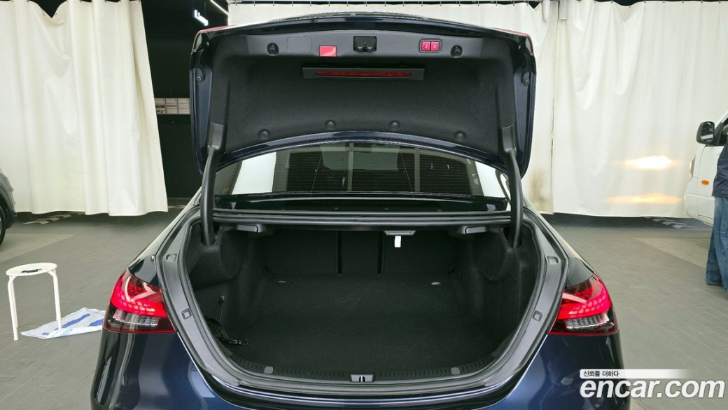 Mercedes-Benz E-Class E250 Avantgarde, 2022