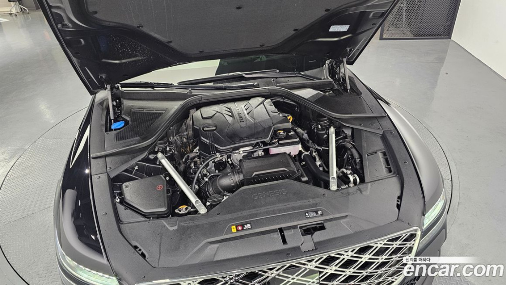 Genesis G80 Gasoline 2.5 Turbo AWD, 2025