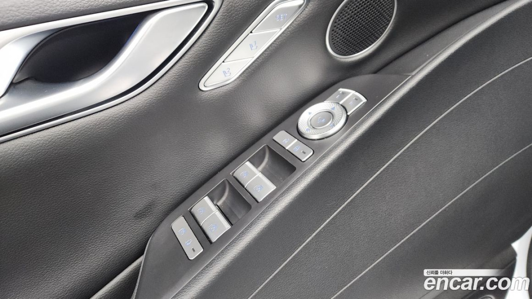Genesis G80 Gasoline 2.5 Turbo AWD, 2022