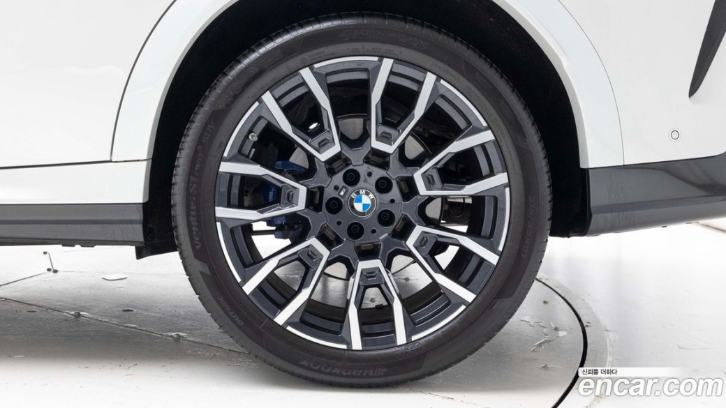 BMW X6 xDrive40i M Sport, 2024