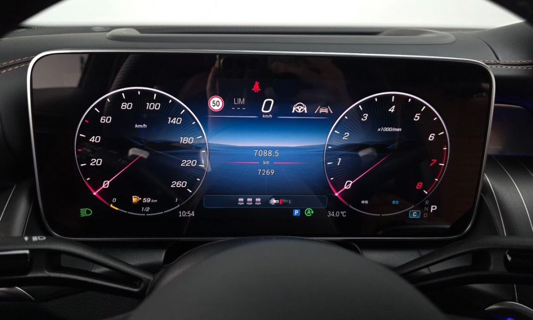 Mercedes-Benz GLC-Class GLC300 4MATIC Coupe, 2026