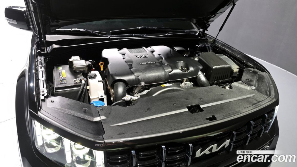 Kia Mohave Diesel 3.0 4WD 5-Seater, 2024