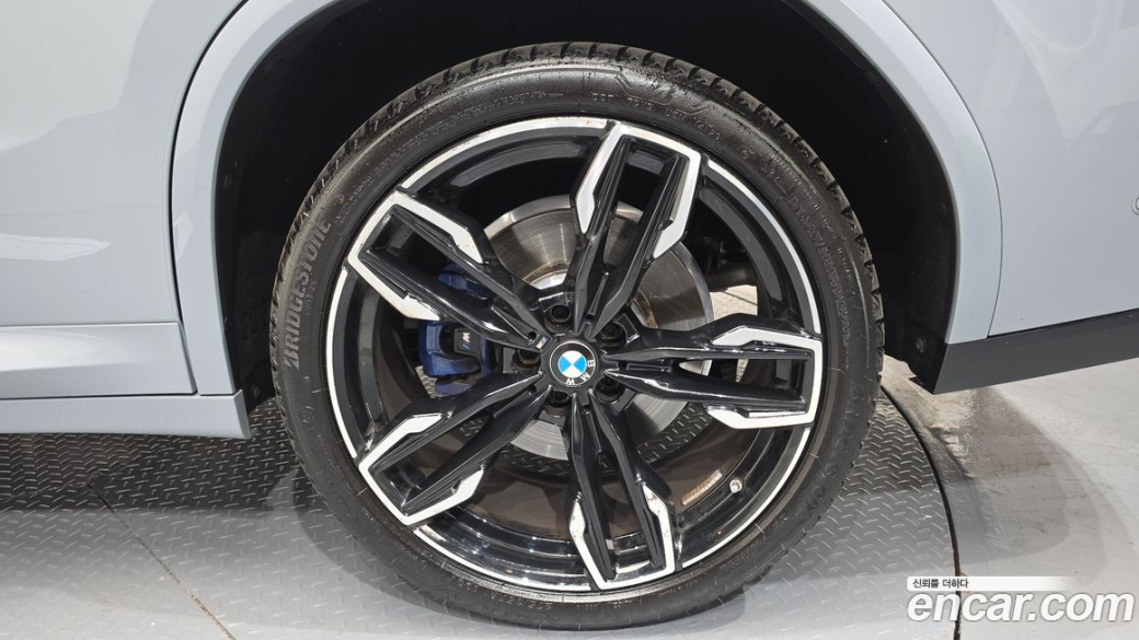 BMW X4 xDrive M40i, 2024