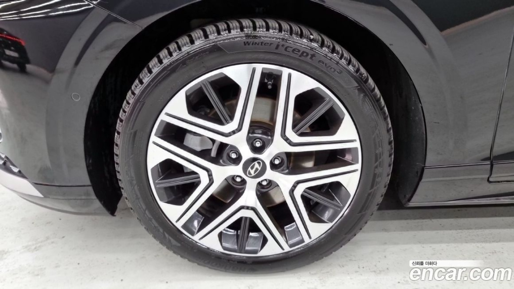 Hyundai Grandeur 2,5 Gasoline 2WD, 2023
