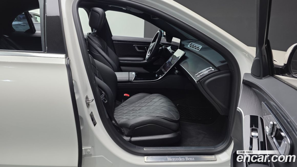 Mercedes-Benz S-Class S450L 4MATIC, 2023