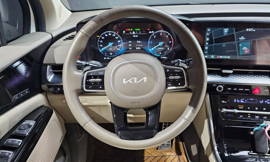 Kia Carnival 9-Seater Hi-Limousine, 2022
