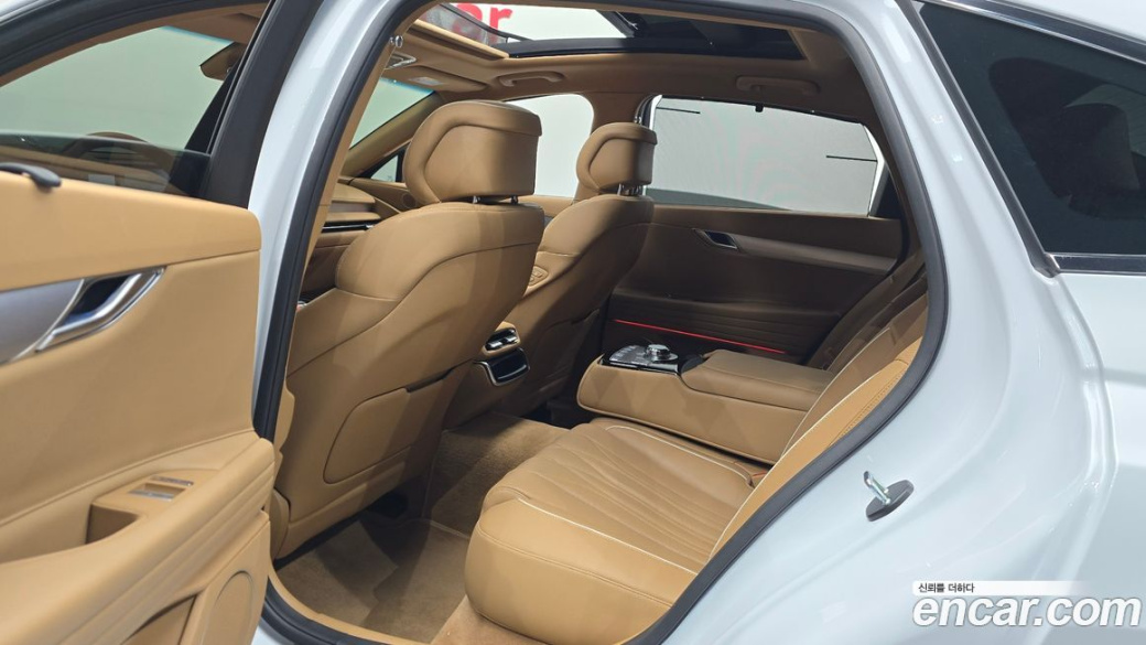 Genesis G80 Gasoline 2.5 Turbo AWD, 2025