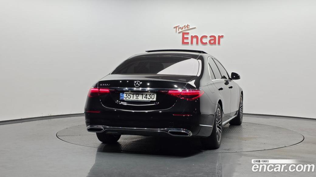 Mercedes-Benz S-Class S350 d, 2022